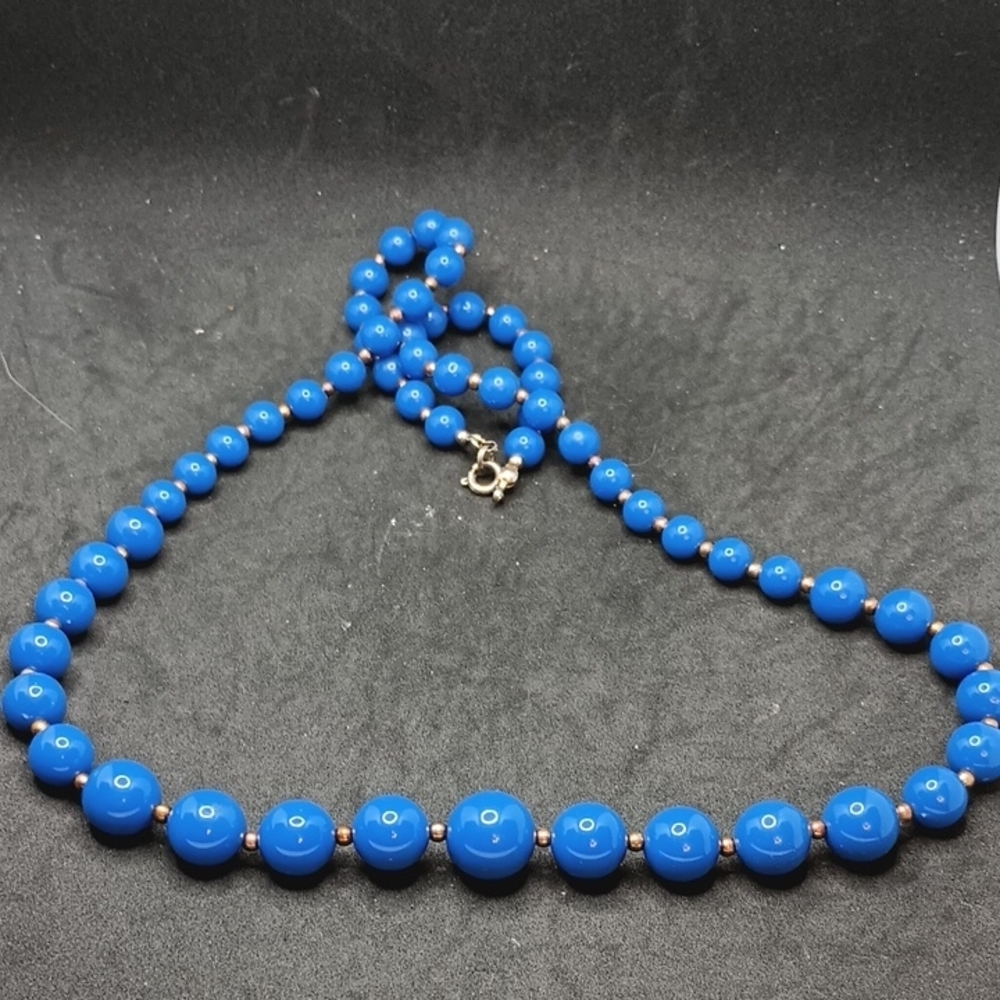 Vibrant Blue Beaded Vintage Necklace